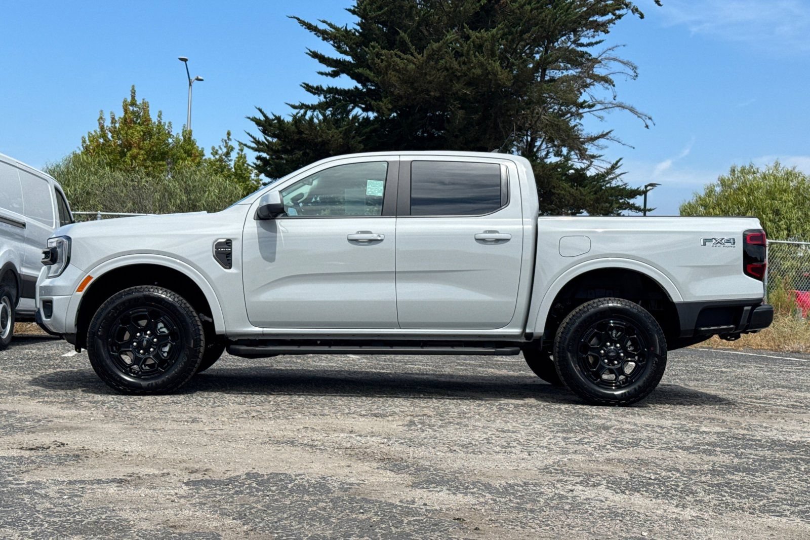 New 2026 Ford Ranger Lariat w/ FX4 Off-Road Package AWD/4WD image 6