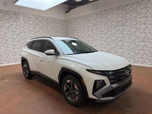 New 2026 Hyundai Tucson SEL FWD image 1
