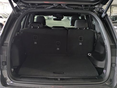 New 2025 Jeep Grand Cherokee Altitude image 13