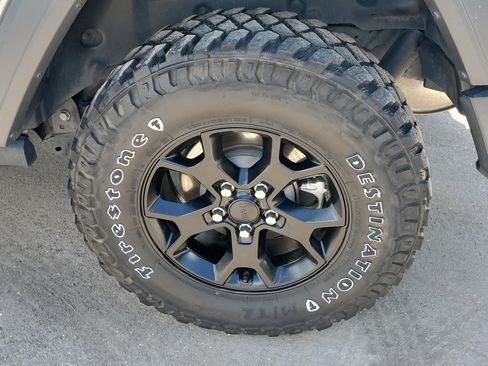 Used 2021 Jeep Wrangler Unlimited Sport AWD/4WD image 5