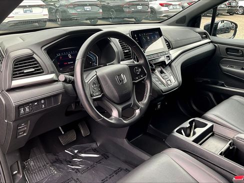 Used 2023 Honda Odyssey Sport image 13