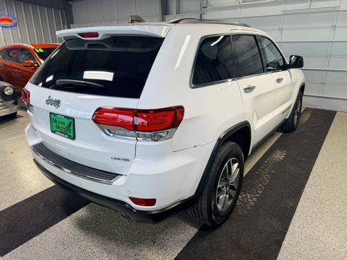 Used 2020 Jeep Grand Cherokee Limited AWD/4WD image 3