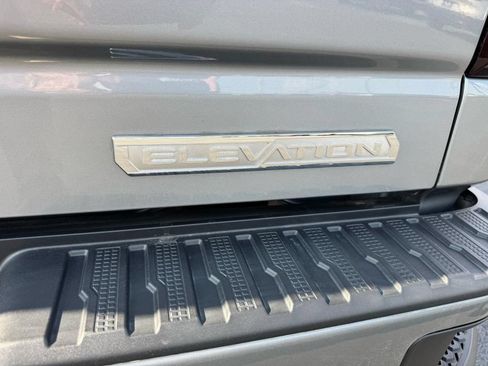 Used 2023 GMC Sierra 1500 Elevation AWD/4WD image 8