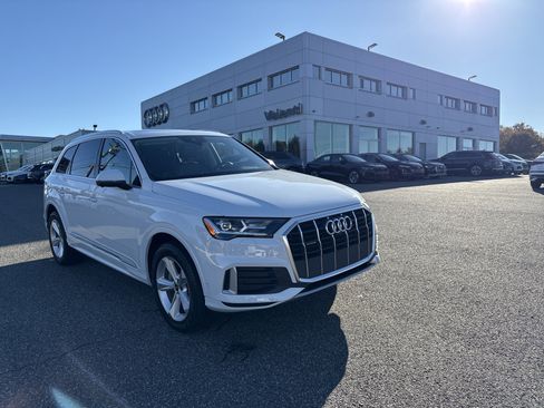 Certified 2022 Audi Q7 2.0T Premium w/ Convenience Package image 1