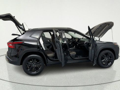 Certified 2024 Chevrolet Trax ACTIV w/ Driver Confidence Package FWD image 13