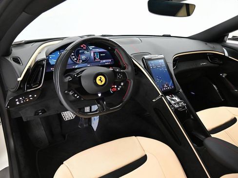 Used 2024 Ferrari Roma RWD image 16