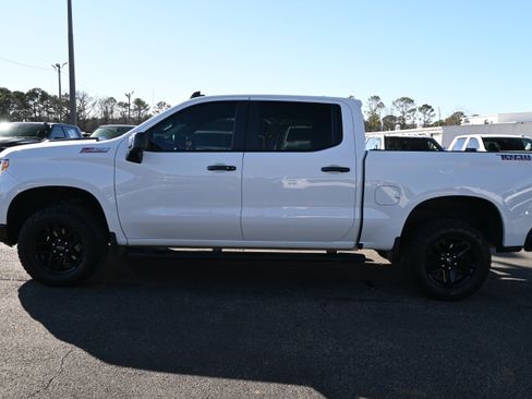 Used 2024 Chevrolet Silverado 1500 LT Trail Boss w/ Protection Package AWD/4WD image 7