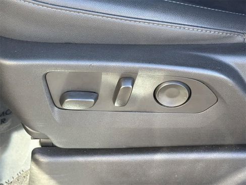 Used 2023 Chevrolet Tahoe LT image 26