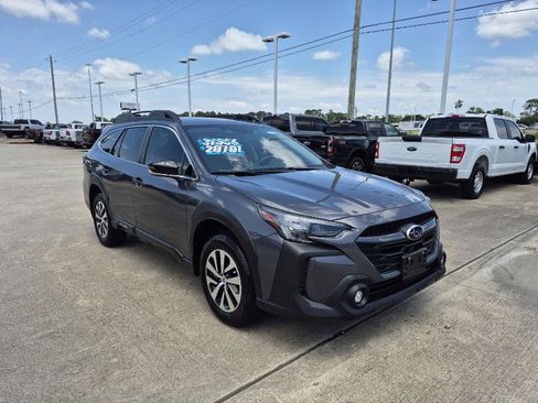 Used 2024 Subaru Outback Premium w/ Popular Package #1A AWD/4WD image 16