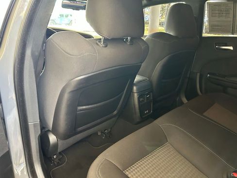 Used 2019 Dodge Charger R/T w/ Driver Confidence Group RWD image 31