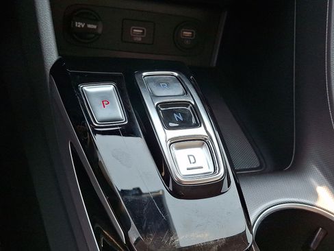 Used 2023 Hyundai Sonata SE FWD image 14