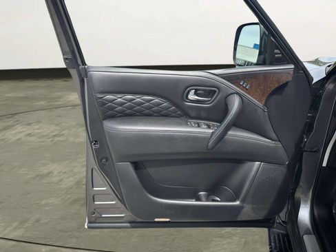 Used 2019 INFINITI QX80 Luxe w/ 22" Wheel Package AWD/4WD image 10