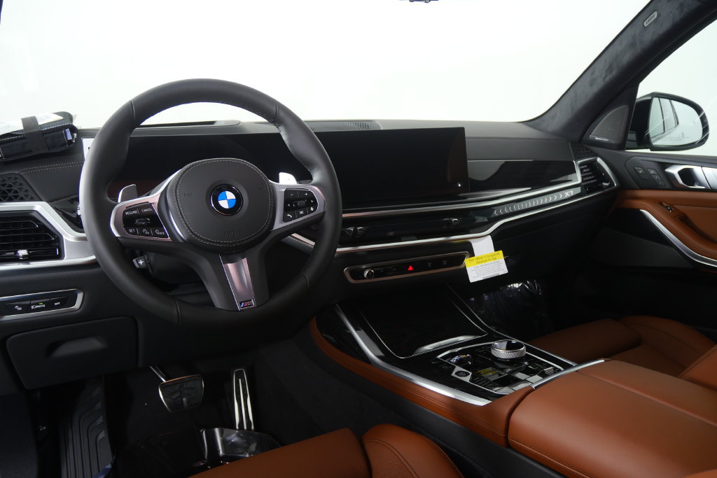 Used 2027 BMW X7 xDrive40i w/ Executive Package AWD/4WD image 19