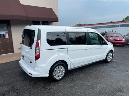 Used 2015 Ford Transit Connect XLT FWD image 5