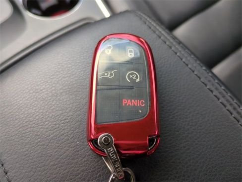 Used 2017 Dodge Durango GT w/ Nav & Power Liftgate Group image 37