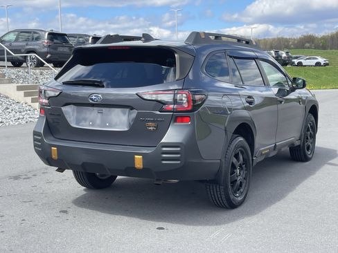 Used 2022 Subaru Outback Wilderness w/ Wilderness Package AWD/4WD image 3
