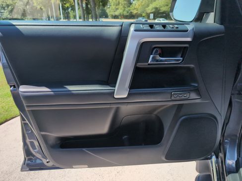 Certified 2023 Toyota 4Runner Limited AWD/4WD image 14