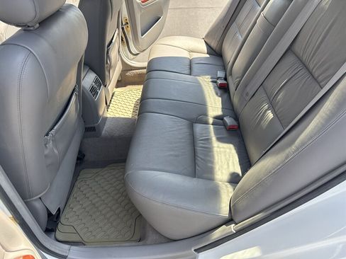 Used 2005 Toyota Camry XLE FWD image 47