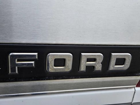 Used 1996 Ford F250 XLT image 33