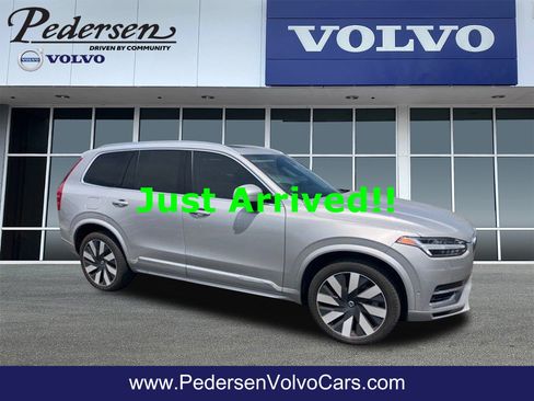 Used 2024 Volvo XC90 T8 Plus w/ Protection Package Premier AWD/4WD image 1