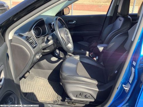 Used 2021 Jeep Compass Altitude w/ Sun and Sound Group image 12