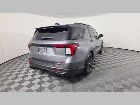 Used 2025 Ford Explorer ST w/ Sun And Sound Package AWD/4WD image 40