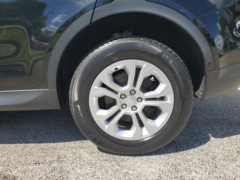 Used 2021 Land Rover Discovery Sport S image 28