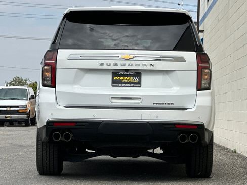 Certified 2024 Chevrolet Suburban Premier RWD image 5