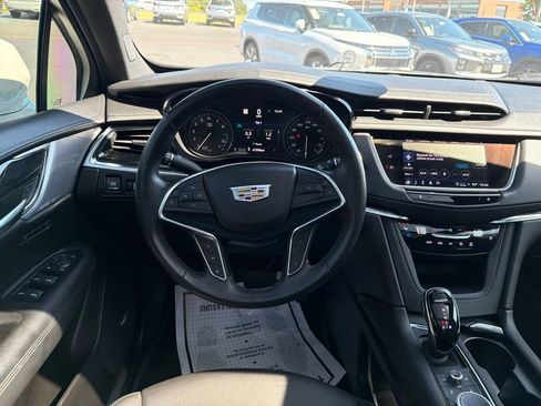 Used 2022 Cadillac XT5 Premium Luxury w/ Technology Package FWD image 48