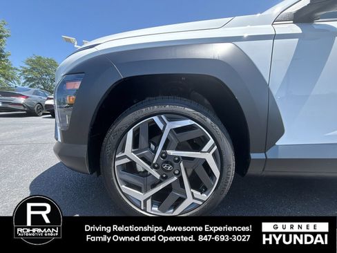 Used 2026 Hyundai Kona SEL Premium AWD/4WD image 12