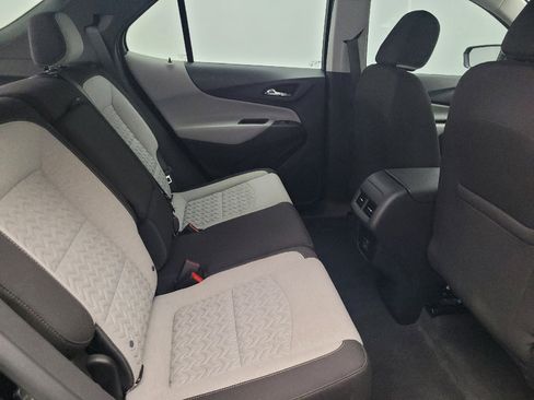 Used 2023 Chevrolet Equinox LS image 19