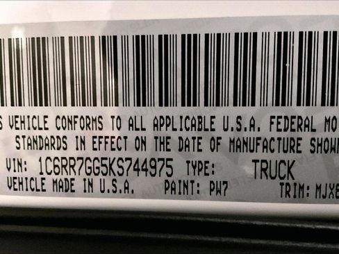 Used 2019 RAM 1500 Classic Warlock image 33