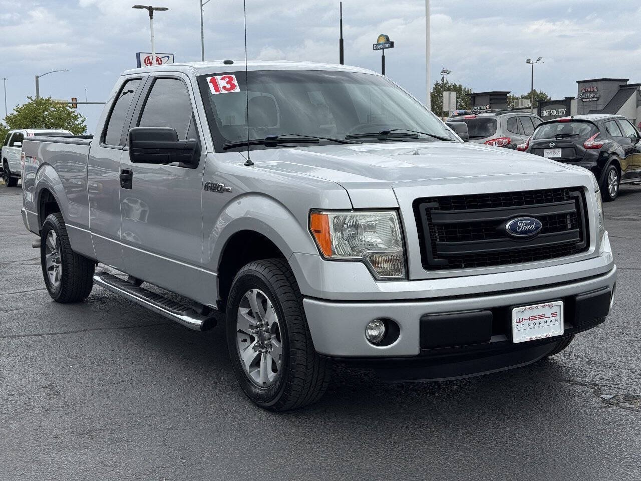 Used 2013 Ford F150 STX w/ Mid Equipment Group RWD image 3