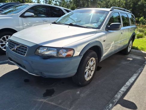 Used 2004 Volvo XC70 AWD/4WD image 5