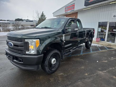 Used 2017 Ford F250 XL w/ Power Equipment Group image 3