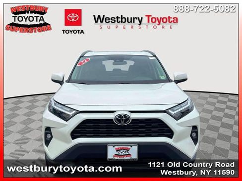 Used 2022 Toyota RAV4 XLE Premium AWD/4WD image 3