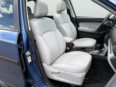 Used 2014 Subaru Forester 2.5i Premium AWD/4WD image 14