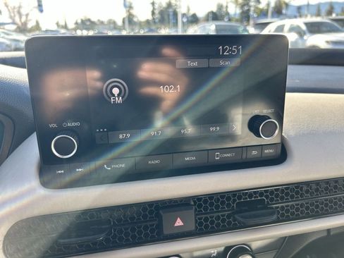 Certified 2024 Honda HR-V LX image 16