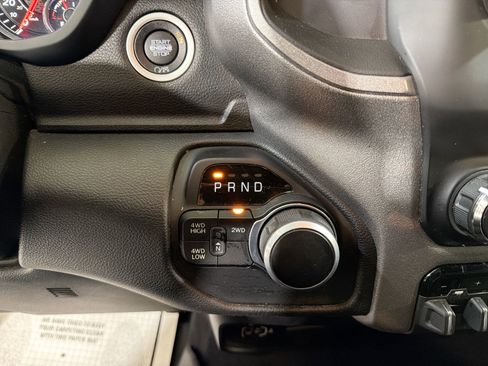 Used 2024 RAM 2500 Tradesman w/ Chrome Appearance Group image 20