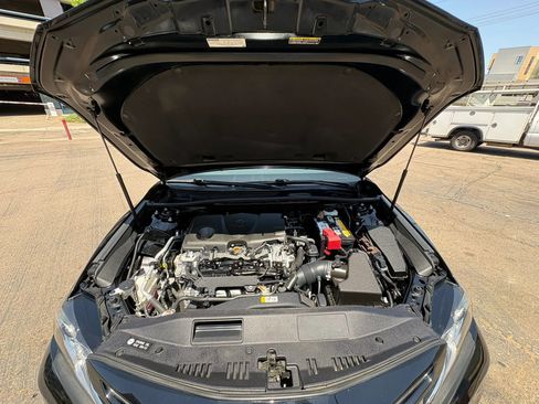 Used 2020 Toyota Camry SE FWD image 20