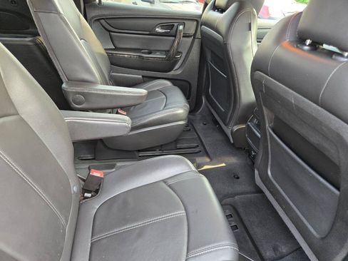 Used 2016 GMC Acadia SLT w/ Open Road Package AWD/4WD image 29