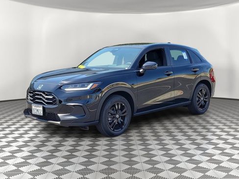 Used 2027 Honda HR-V Sport image 3