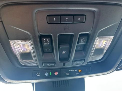 Used 2022 GMC Sierra 1500 AT4 w/ AT4 Premium Package AWD/4WD image 17