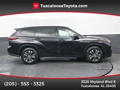 Used 2021 Toyota Highlander XLE