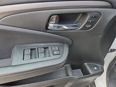 Used 2023 Honda Ridgeline RTL image 19