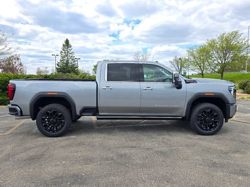 Used 2026 GMC Sierra 2500 Denali Ultimate w/ Snow Plow Prep/Camper Package AWD/4WD image 11