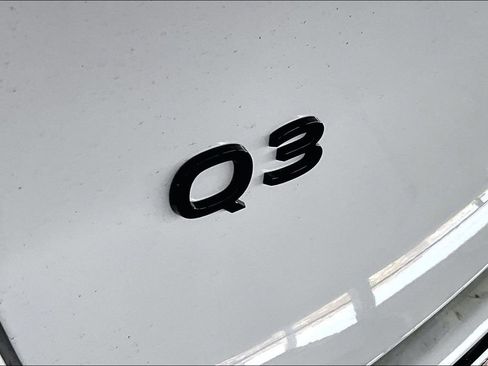 New 2026 Audi Q3 quattro 2.0T AWD/4WD image 9