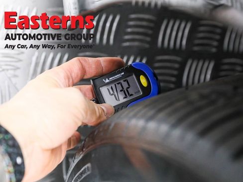 Used 2023 Toyota Camry SE image 27