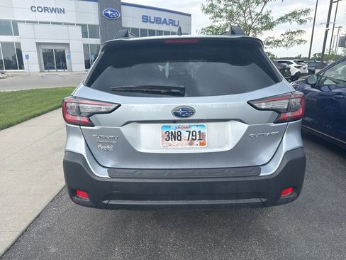 Used 2025 Subaru Outback Premium w/ Popular Package #1A AWD/4WD image 5