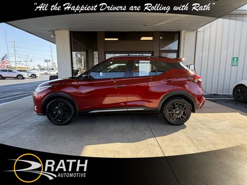 Used 2024 Nissan Kicks SR image 6